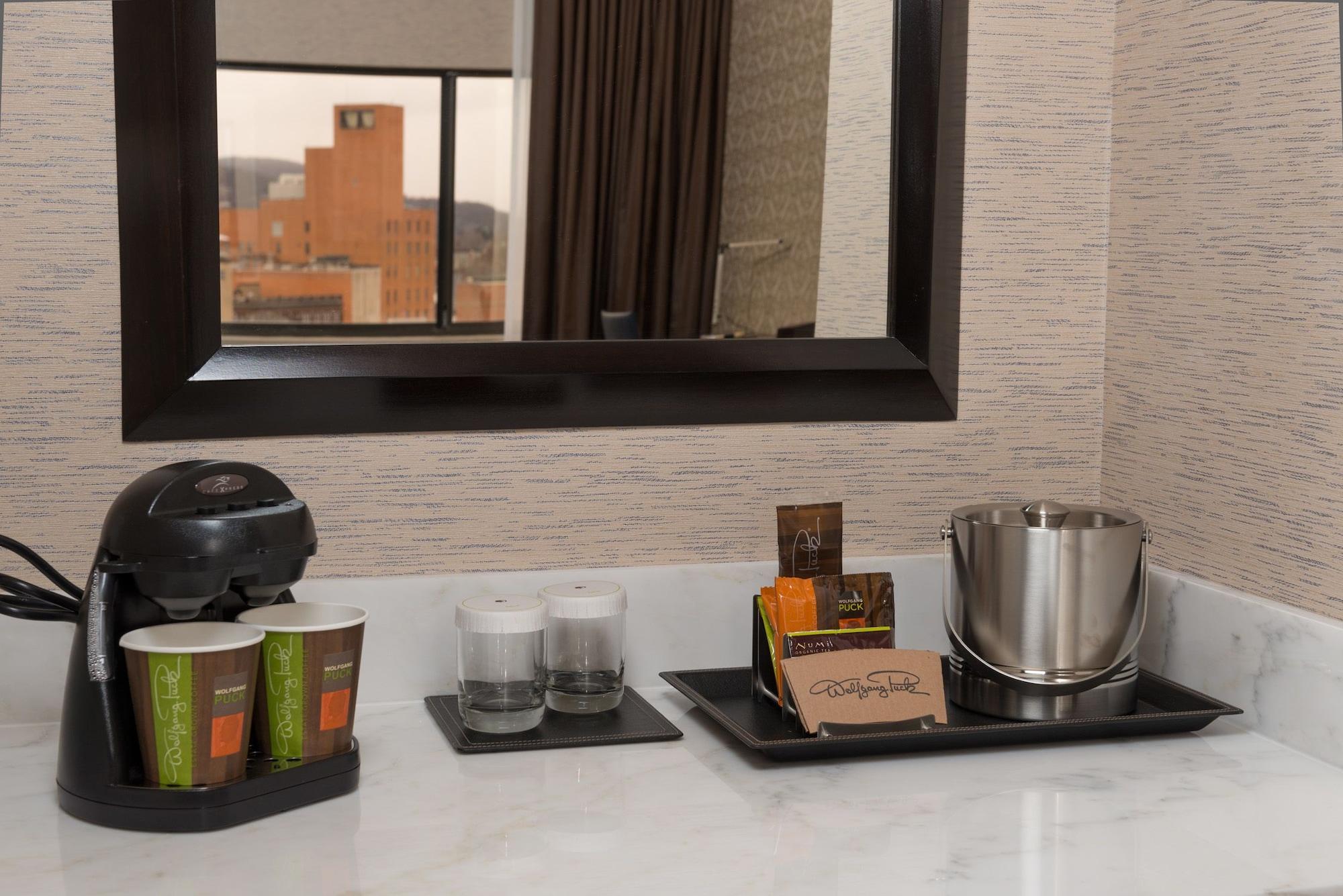 Doubletree By Hilton Binghamton Hotell Exteriör bild